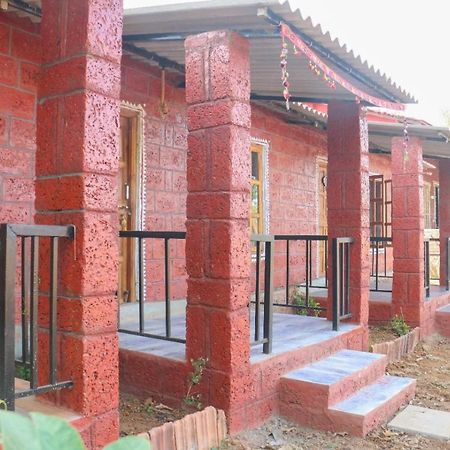 Siddhadham - Farm Stay & Wellness Retreat 나식 외부 사진