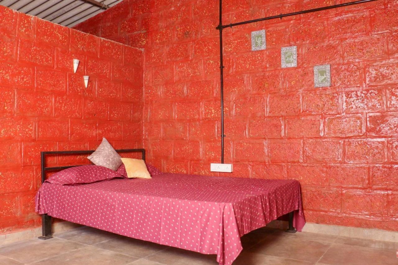 Siddhadham - Farm Stay & Wellness Retreat 나식 외부 사진